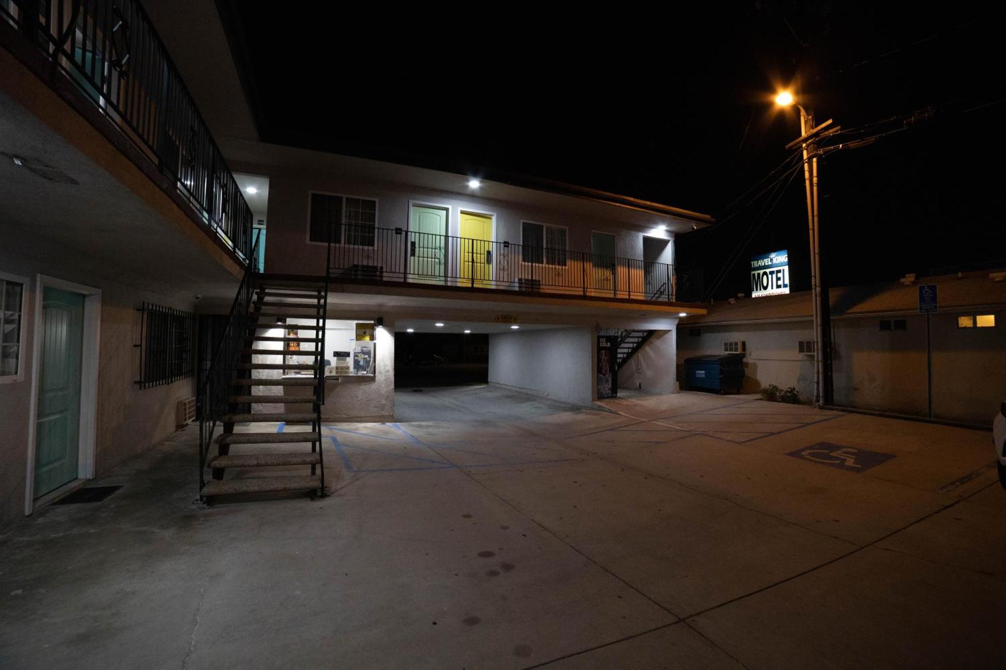 Artesia Motor Inn 贝尔弗劳尔 外观 照片